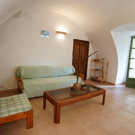 Typical House In The Mountains, 10mn From The Sea